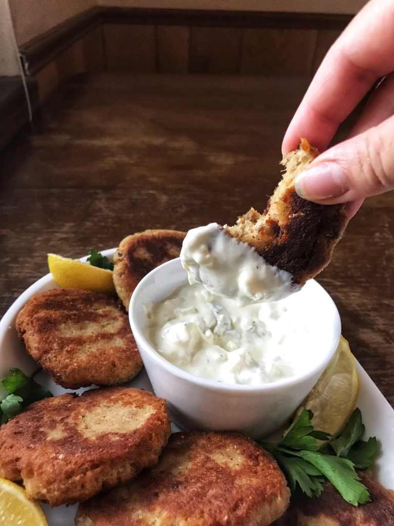 Salmon croquette dipped in tartar sauce